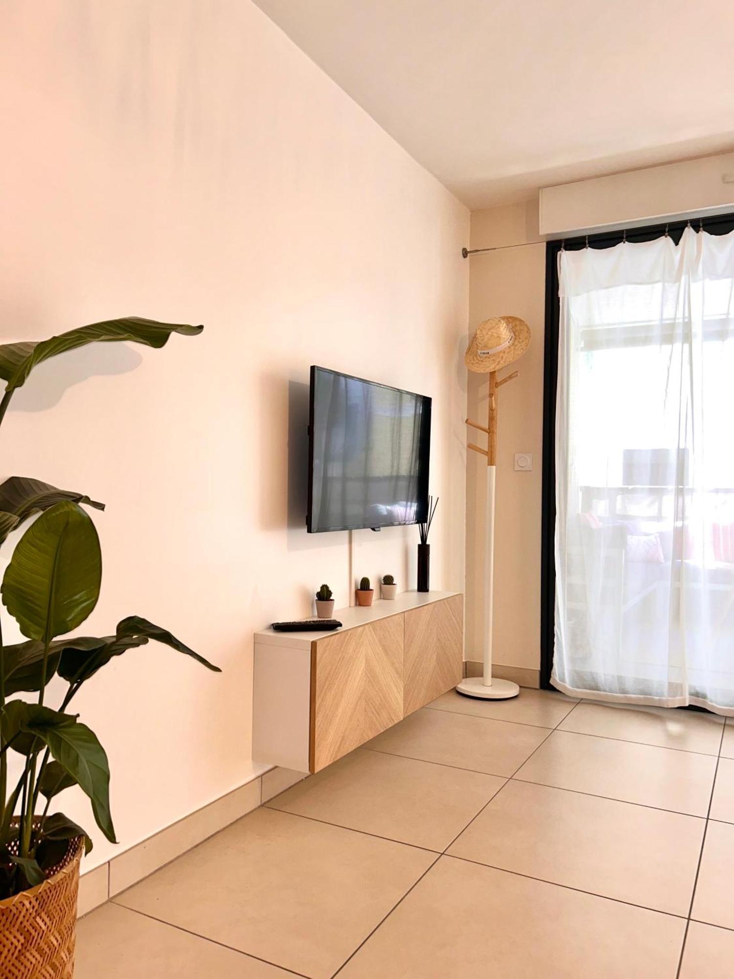 Studio Neuf - Portes De Monaco - Confort - Wifi - Clim Εξωτερικό φωτογραφία