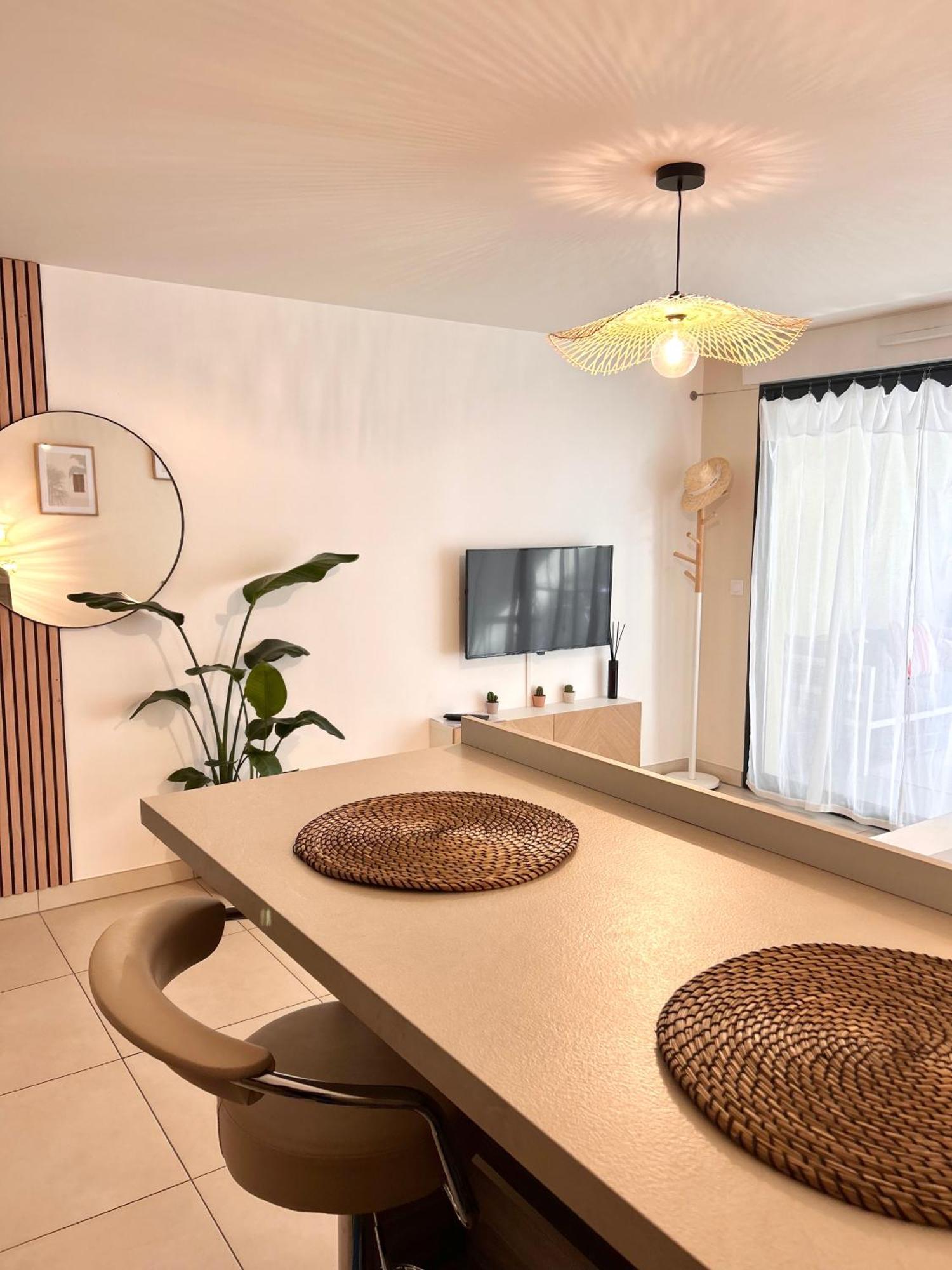 Studio Neuf - Portes De Monaco - Confort - Wifi - Clim Εξωτερικό φωτογραφία