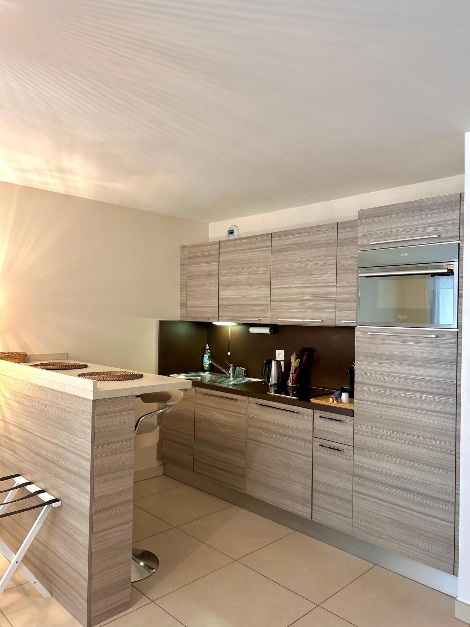 Studio Neuf - Portes De Monaco - Confort - Wifi - Clim Εξωτερικό φωτογραφία